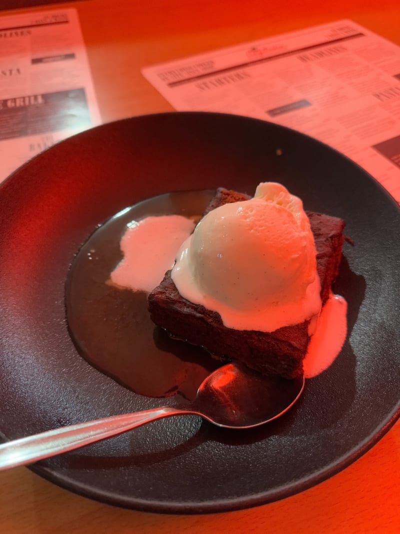 Sticky Date Pudding at City Extra 24 Hour Restaurant