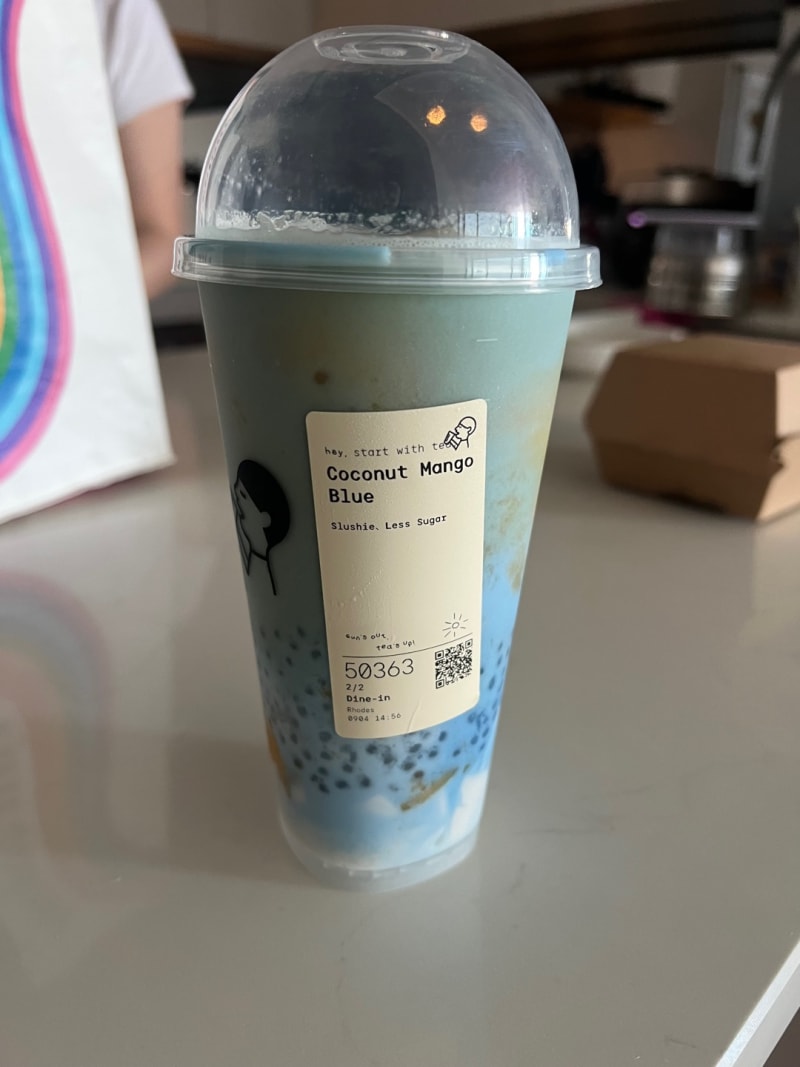 Coconut Mango Blue at Heytea (rhodes)