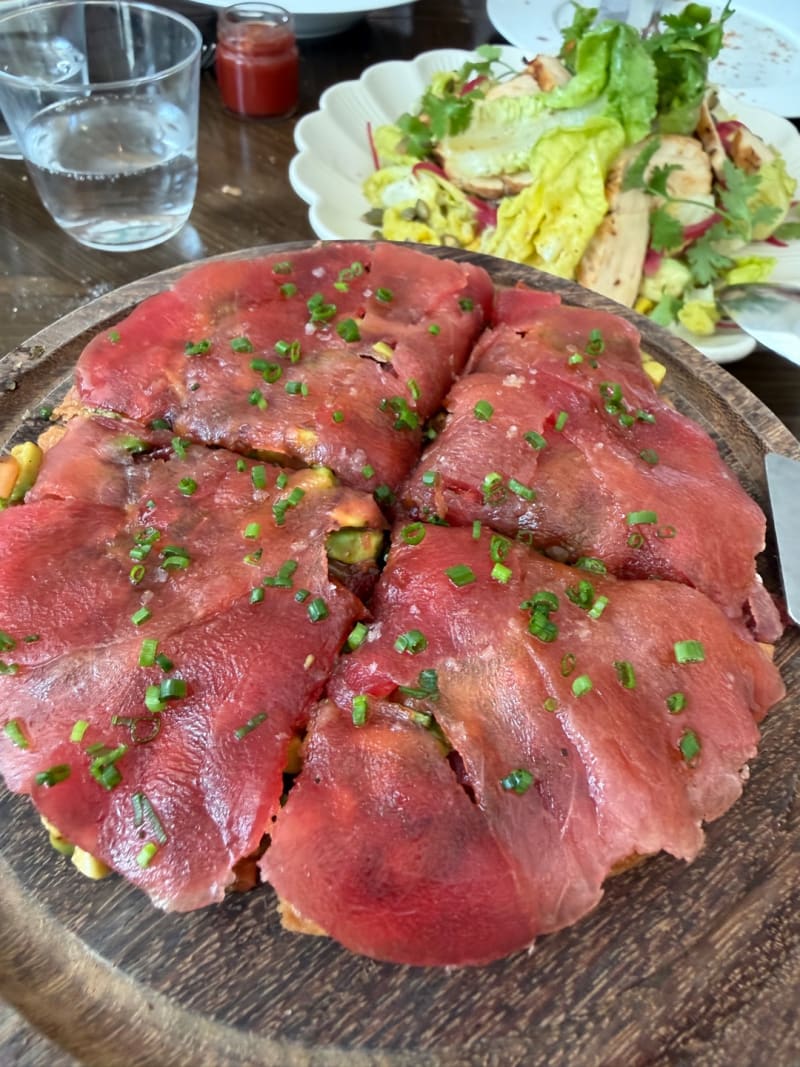Tuna Tartare at Commodore Club - Marsa Al Arab