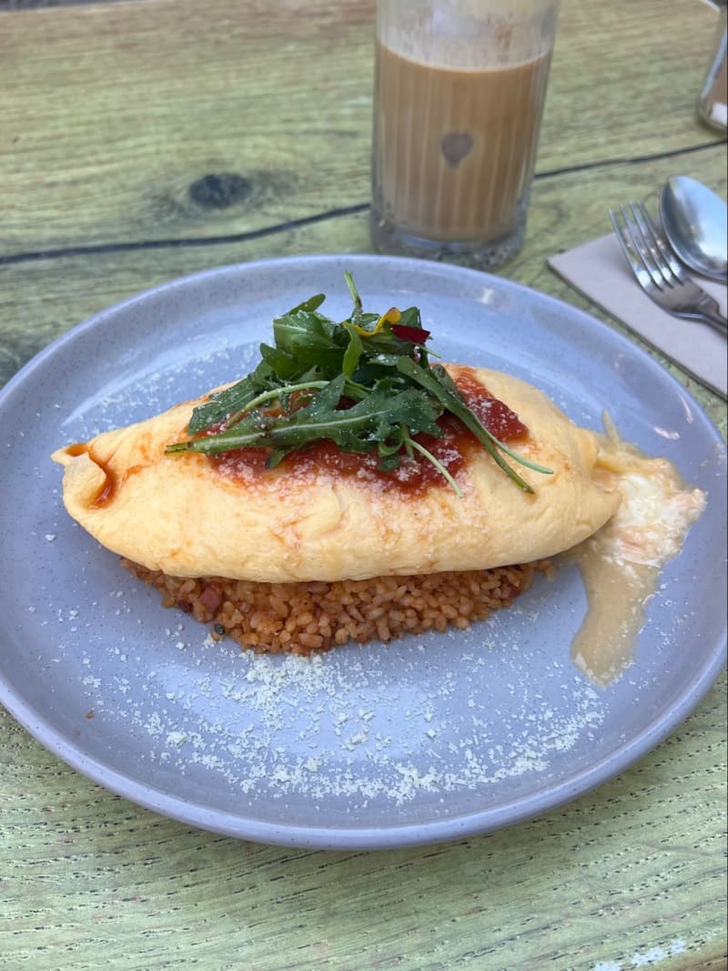 Classic Omurice at Cafe Oratnek
