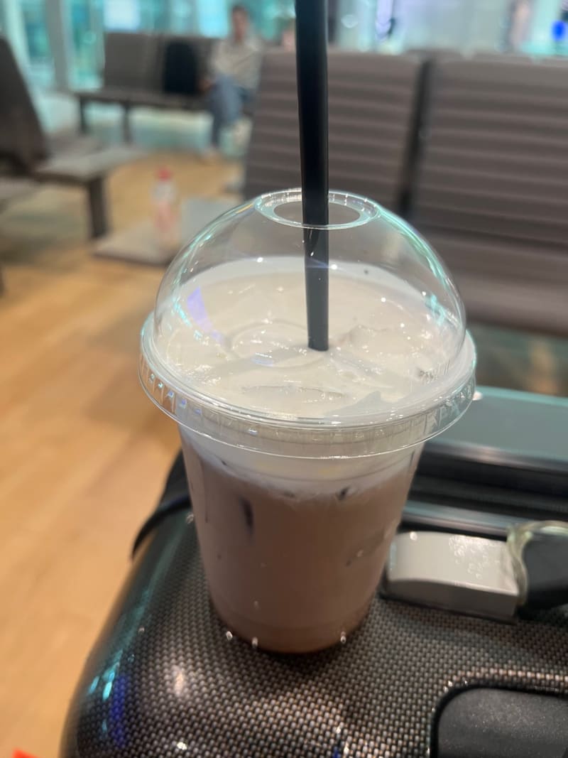 Cream Chocolate Latte at 아워당&인더박스 인천공항제2여객터미널점