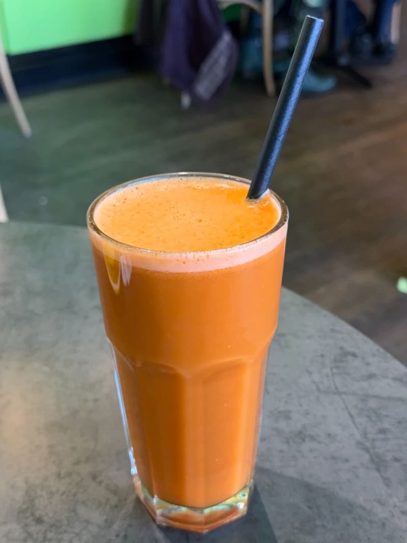 Carrot, Ginger and Celery Juice at Leura Gourmet