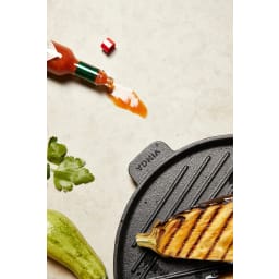4. Gjutjärnsplatta och grillplatta