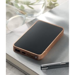 1. Powerbank 4.000mAh trådlös
