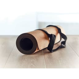 4. Yogamatta med kork