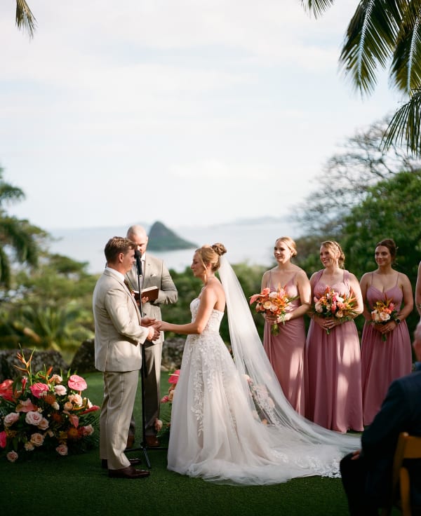 Wedding portrait at Kualoa Ranch Oahu, photo 02