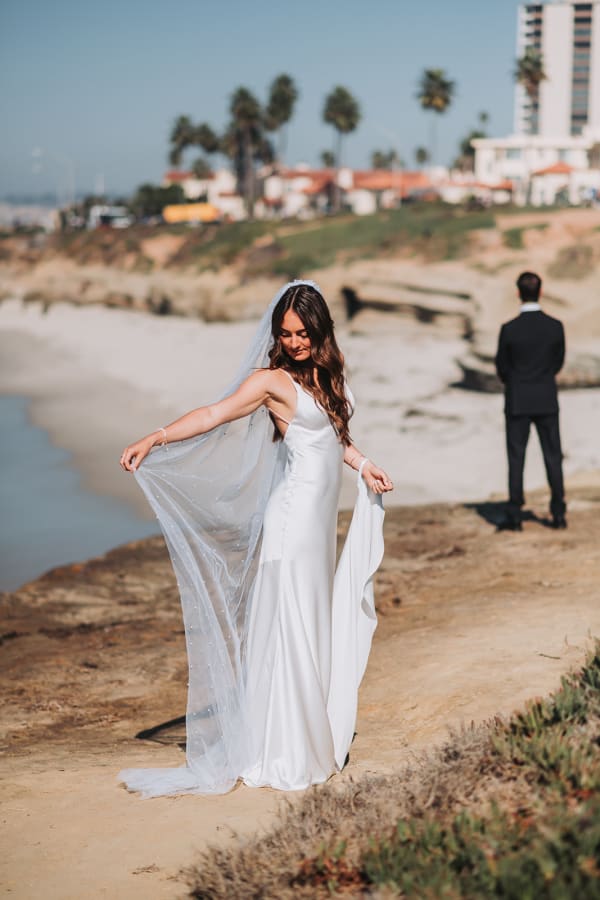 Wedding portrait at La Jolla Cove, photo 07
