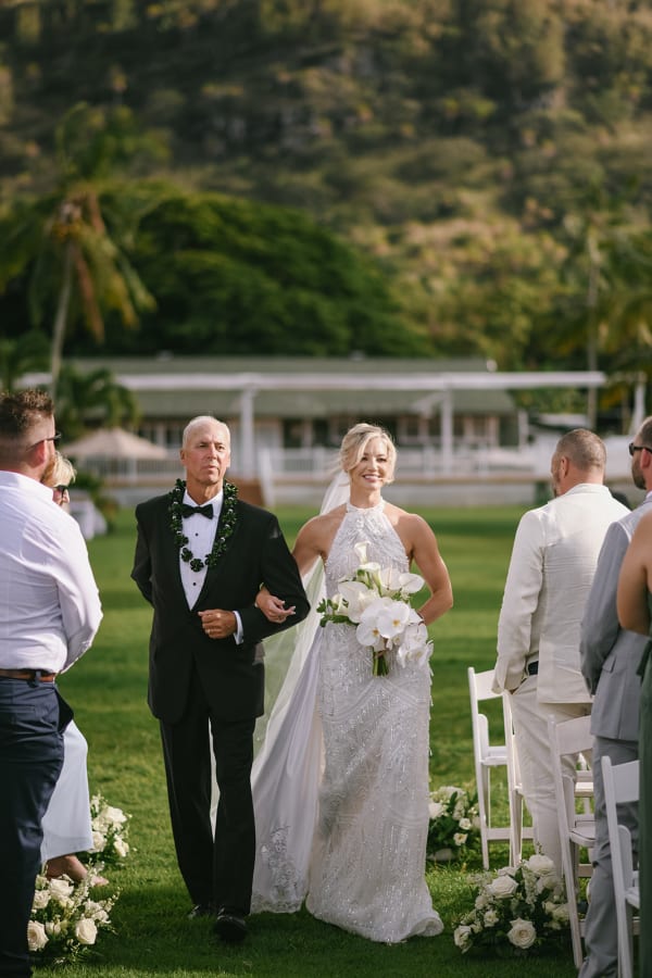 Dreamy Weddings in Paradise: Celebrate Your Love at Loulu Palms Farm Estate Hawaii — photo 13