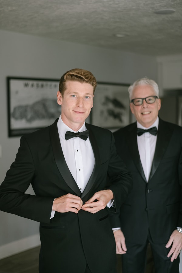 Wedding portrait at the Natural History Museum of Utah, photo 03