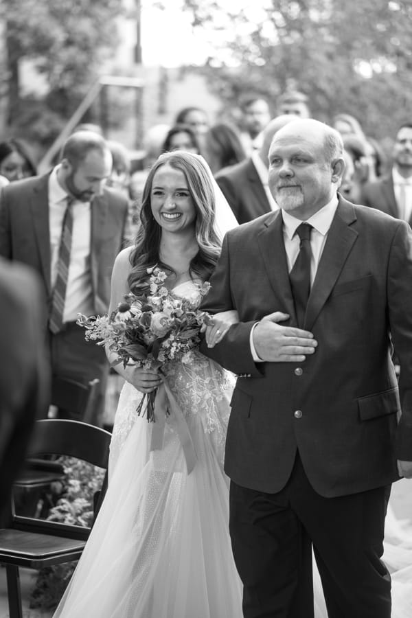 A romantic Summer Wedding at the Natural History Museum of Utah, photo 13