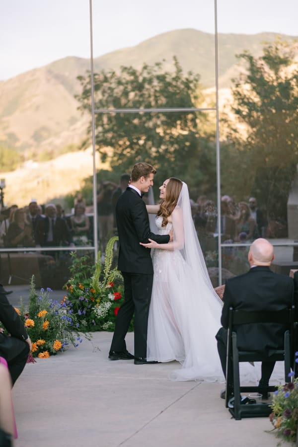 A romantic Summer Wedding at the Natural History Museum of Utah, photo 17