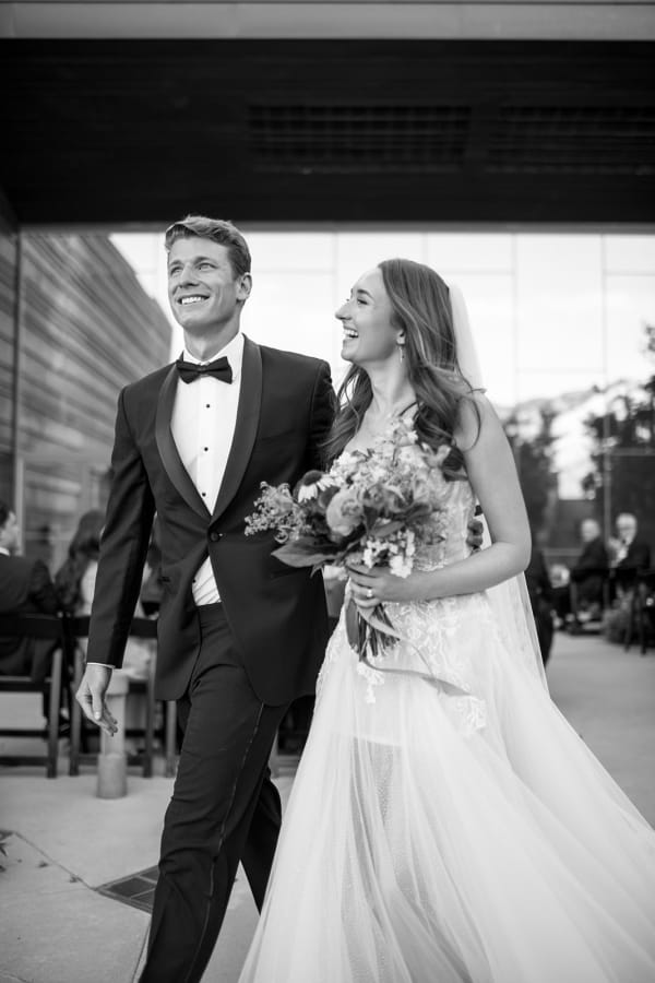 A romantic Summer Wedding at the Natural History Museum of Utah, photo 19