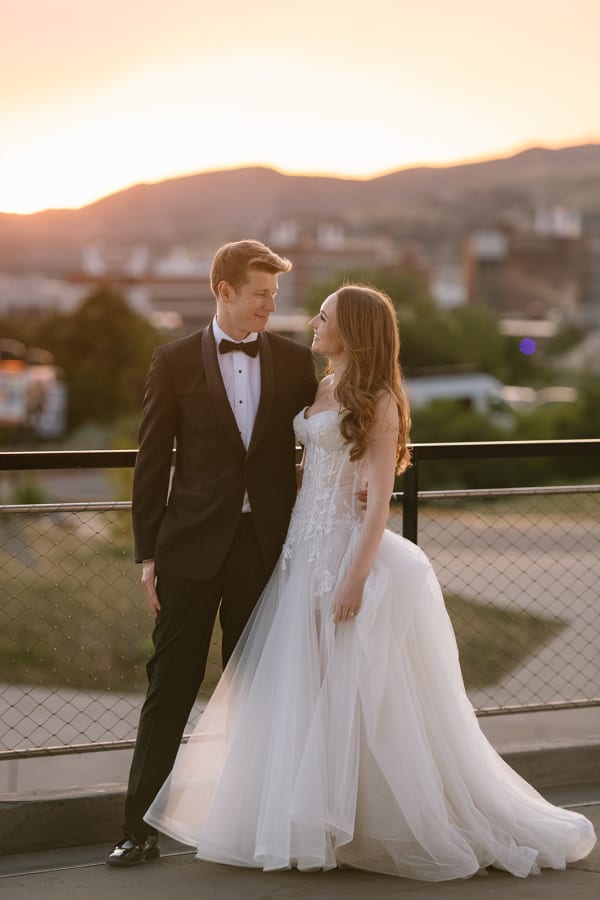 A romantic Summer Wedding at the Natural History Museum of Utah, photo 35