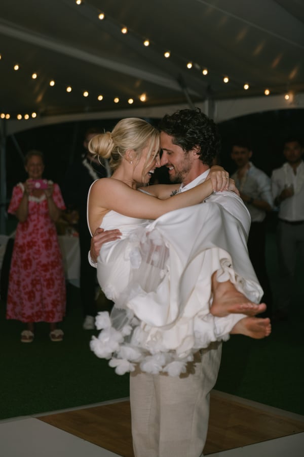 What We've Learned After Capturing Over 100 Weddings at Paliku Gardens Kualoa Ranch, photo 14