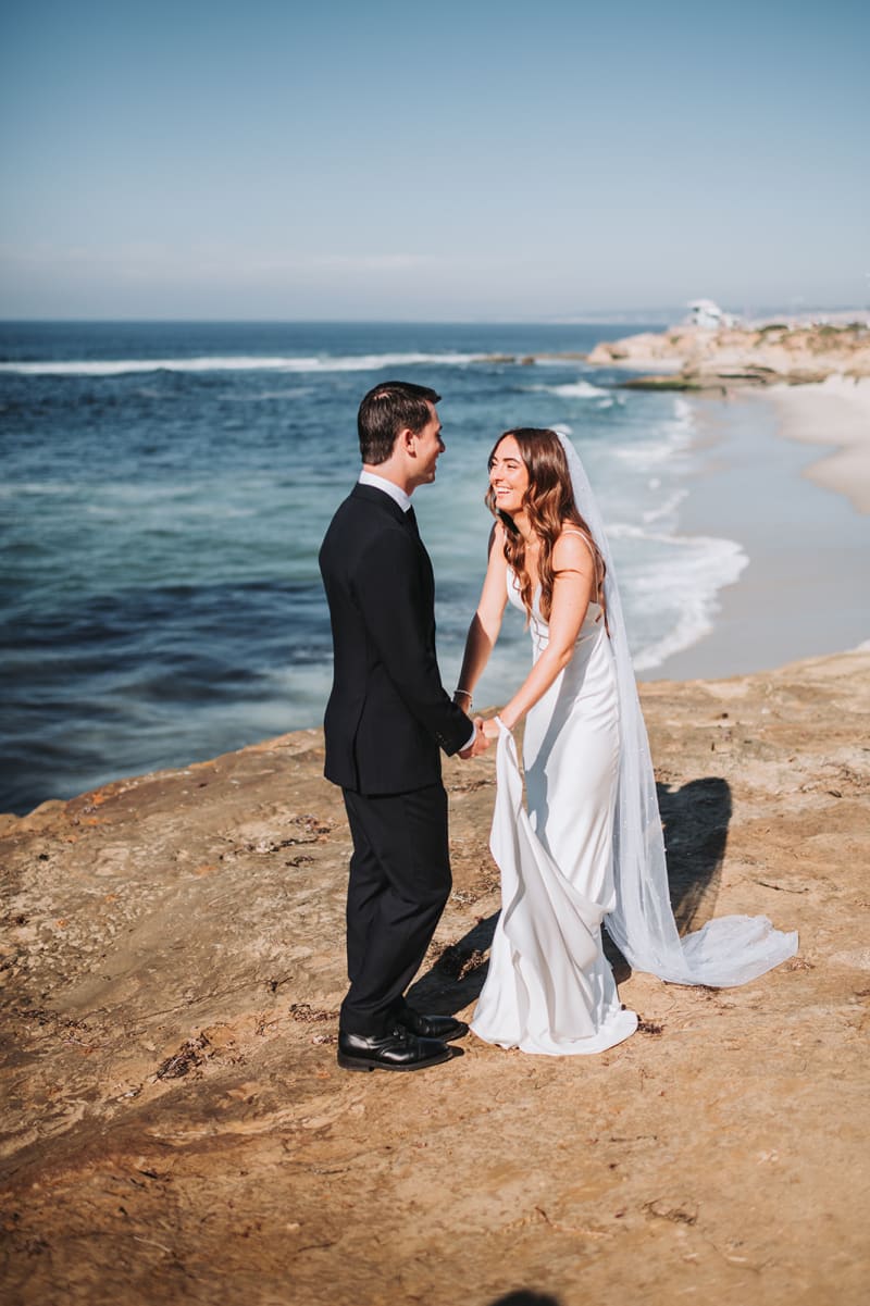 Wedding portrait at La Jolla Cove, photo 13