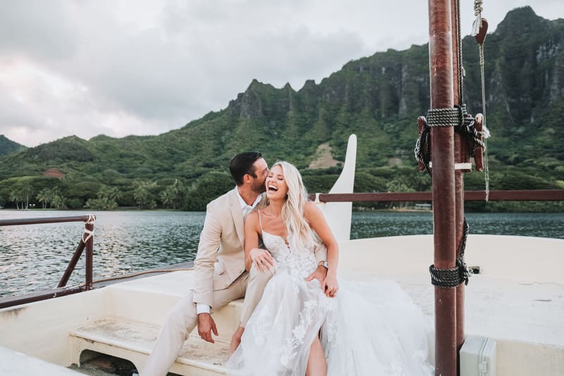 Hawaii wedding photography by Palms & Lace Photo