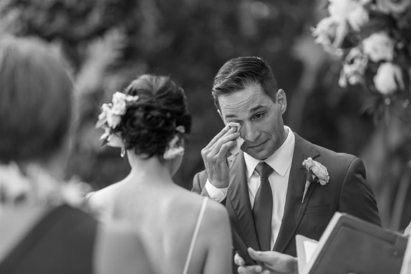 Hawaii wedding photography by Palms & Lace Photo