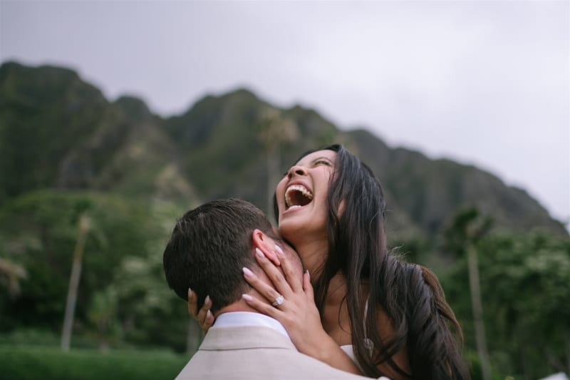Hawaii wedding photography by Palms & Lace Photo