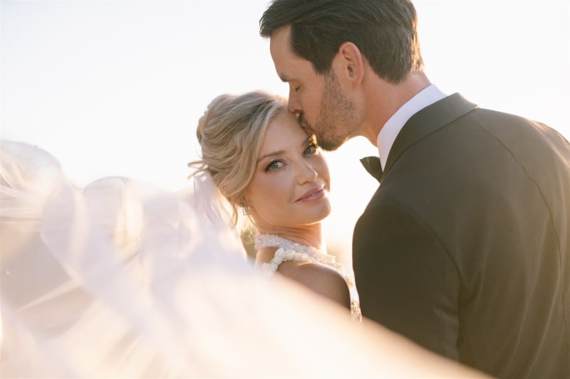 Hawaii wedding photography by Palms & Lace Photo