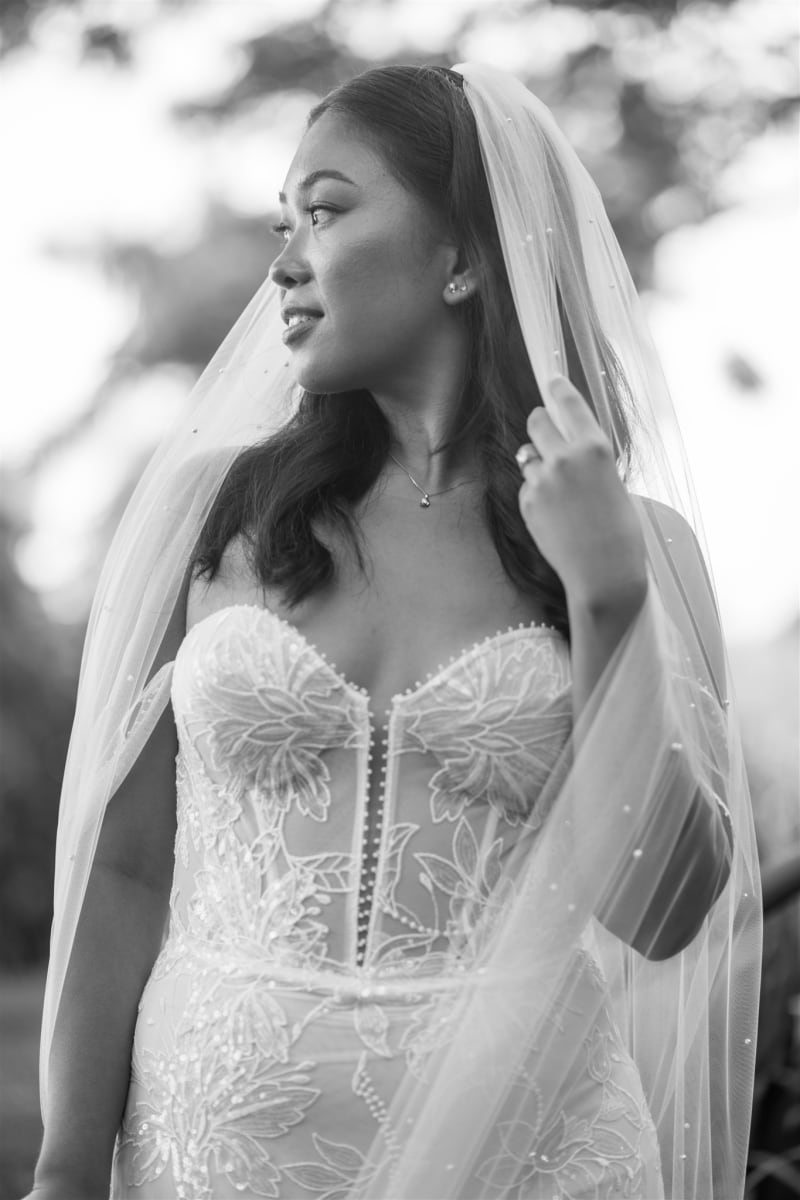 Hawaii wedding photography by Palms & Lace Photo