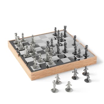 Umbra Buddy Chess Set