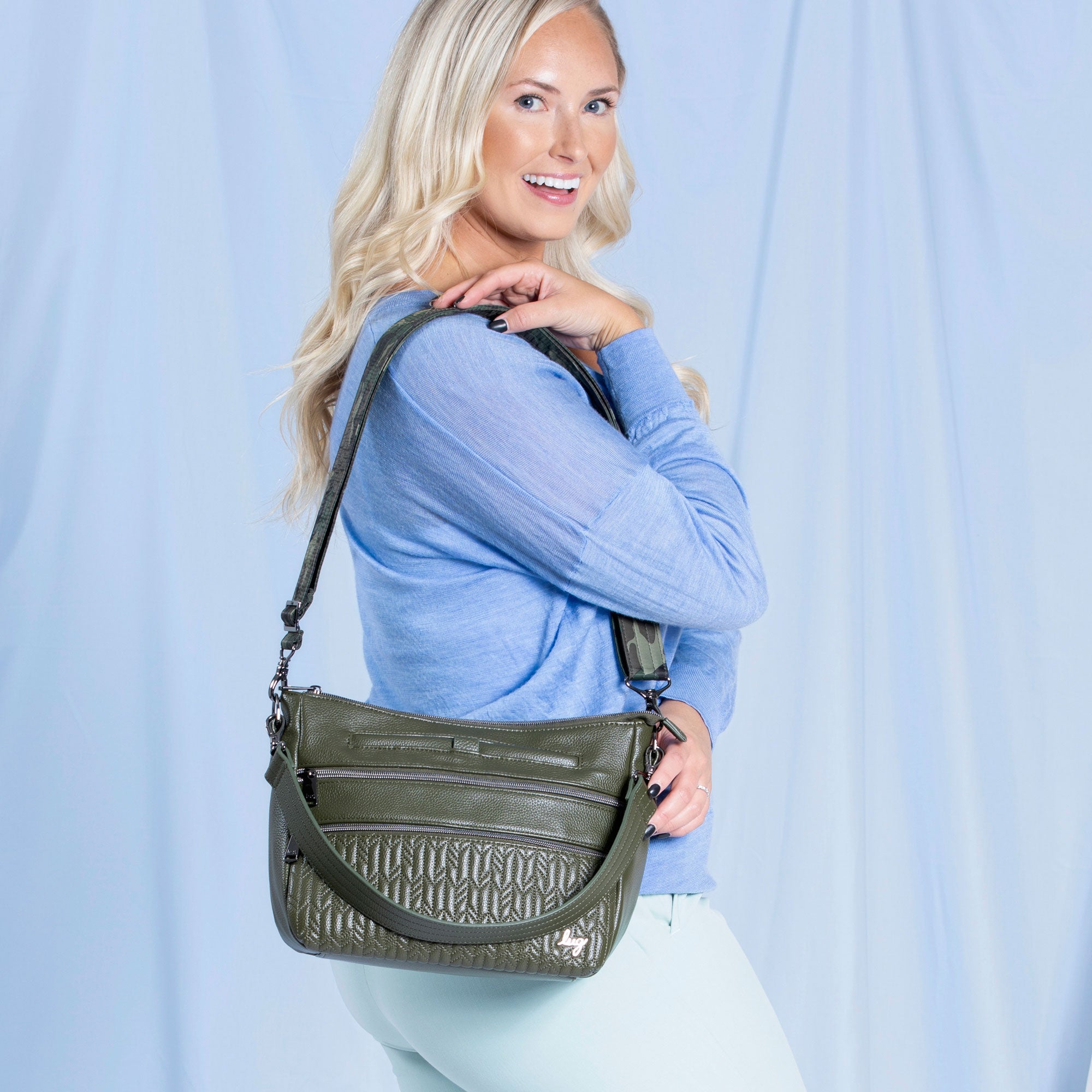 Slider Classic VL Crossbody Bag 