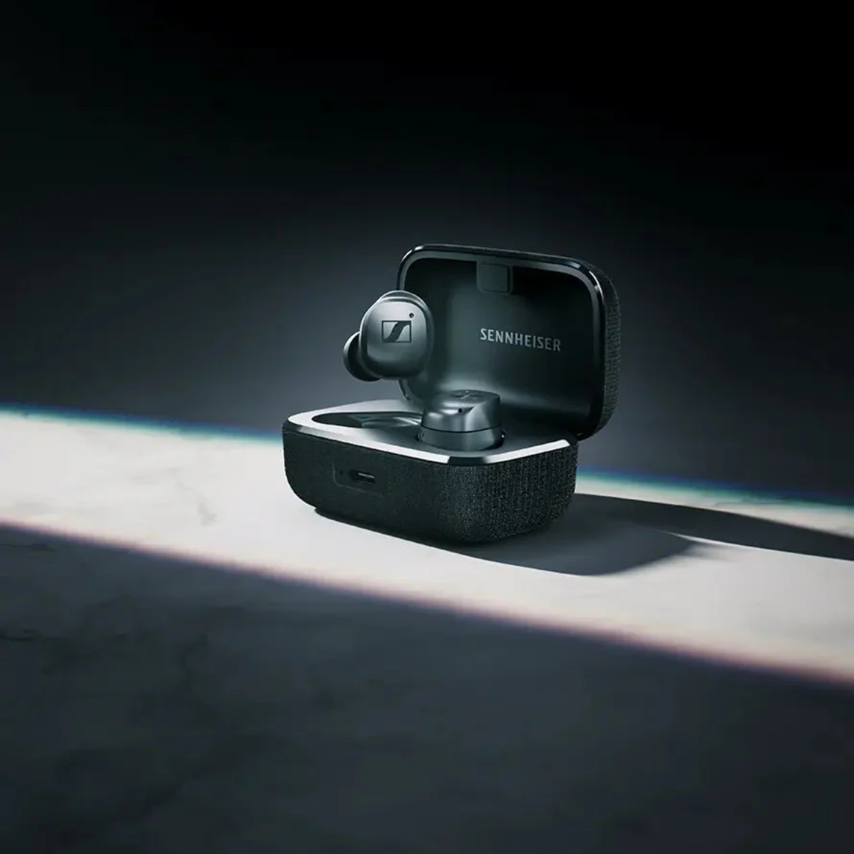 Sennheiser Momentum True Wireless 4 Black Graphite | AIR MILES