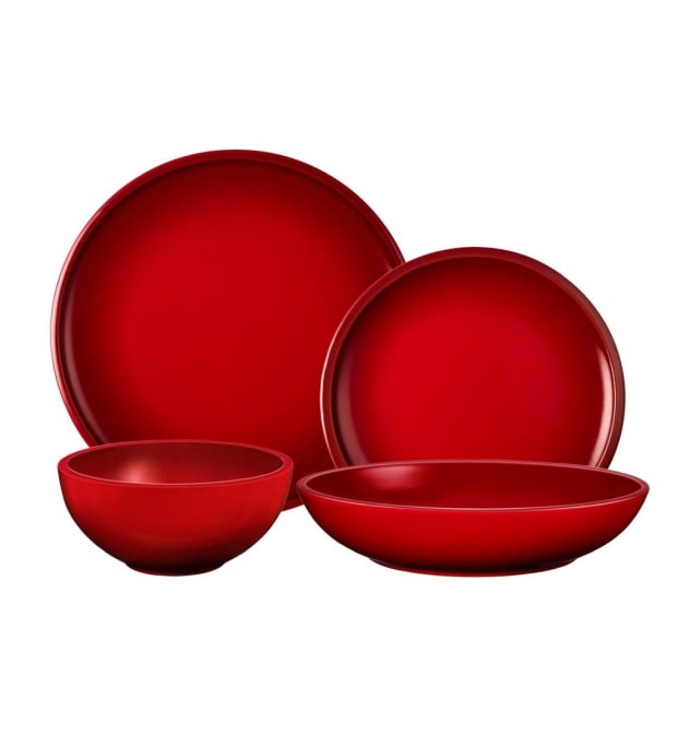 Le Creuset 16pc. Minimalist Dinnerware Set - Cerise