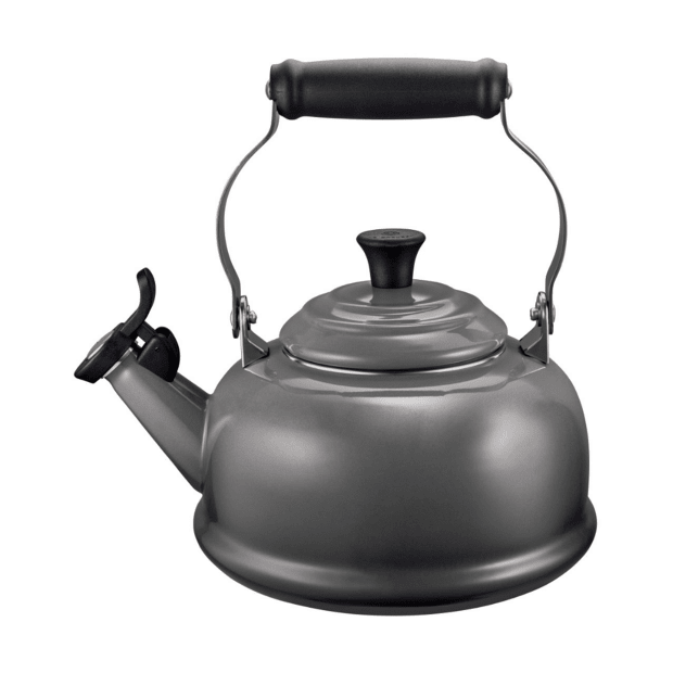 Le Creuset 1.6L Classic Whistling Kettle - Oyster