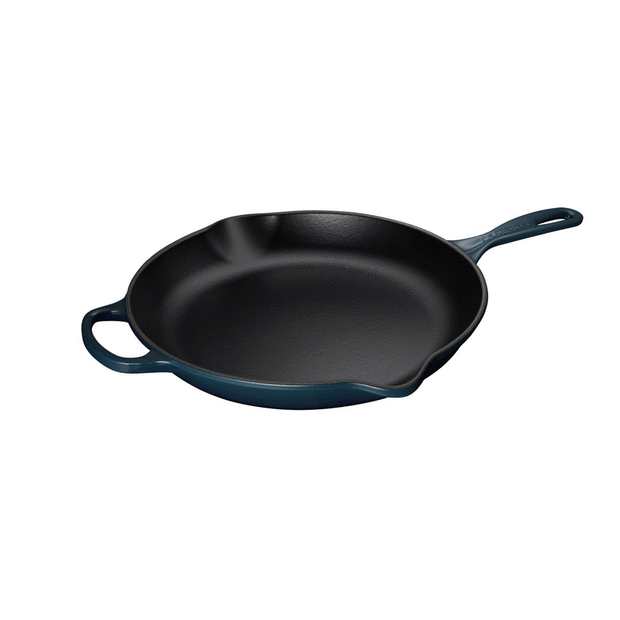 Le Creuset 26cm Iron Handle Skillet - Agave