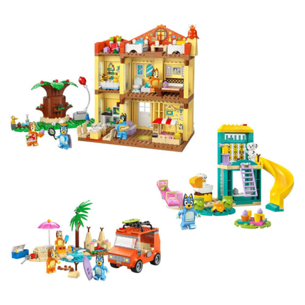 LEGO® Bluey Family House, Beach, Family Car & Playground Set #1