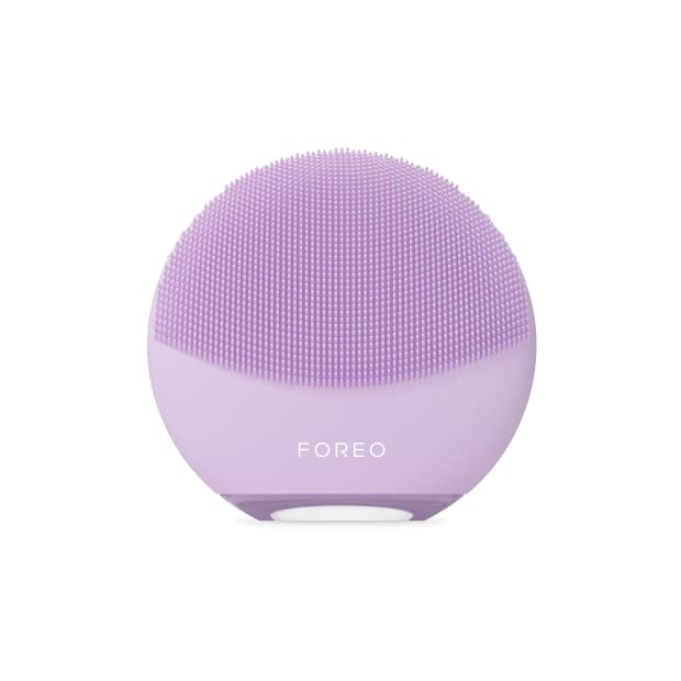 FOREO LUNA™ 4 mini Facial Cleansing Device - Lavender #1