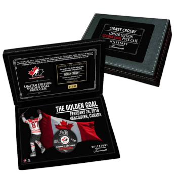Frameworth Sidney Crosby Signed Golden Goal Milestone Puck in Deluxe Case Limited Edition /87