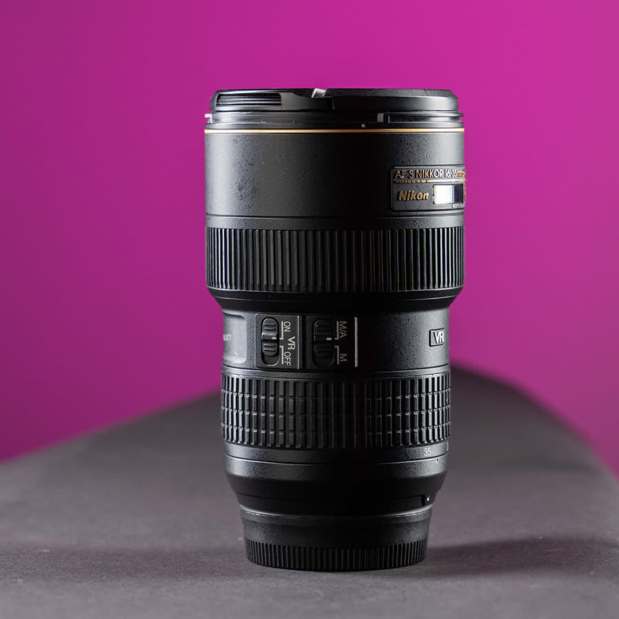 Nikon AF-S 16-35mm F/4 G ED VR Ultra Wide Angle Lens 2