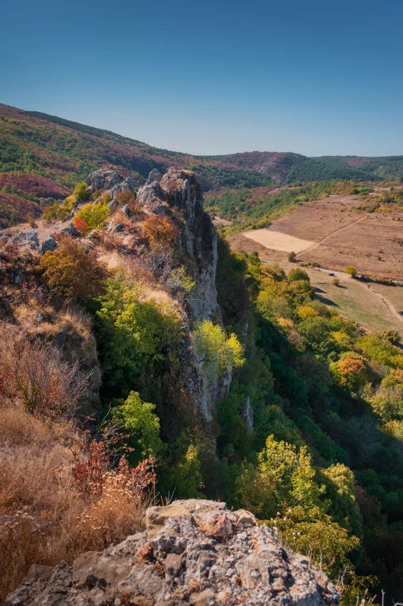 Stari grad Svrljig, tvrdjava na divljim stenama