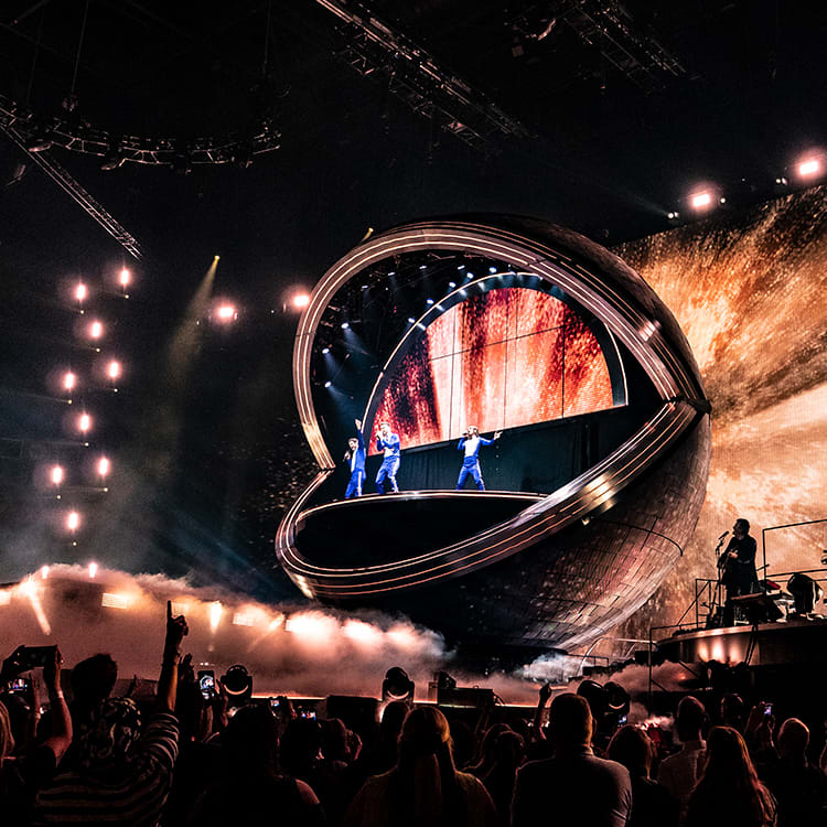 Brilliant Stages