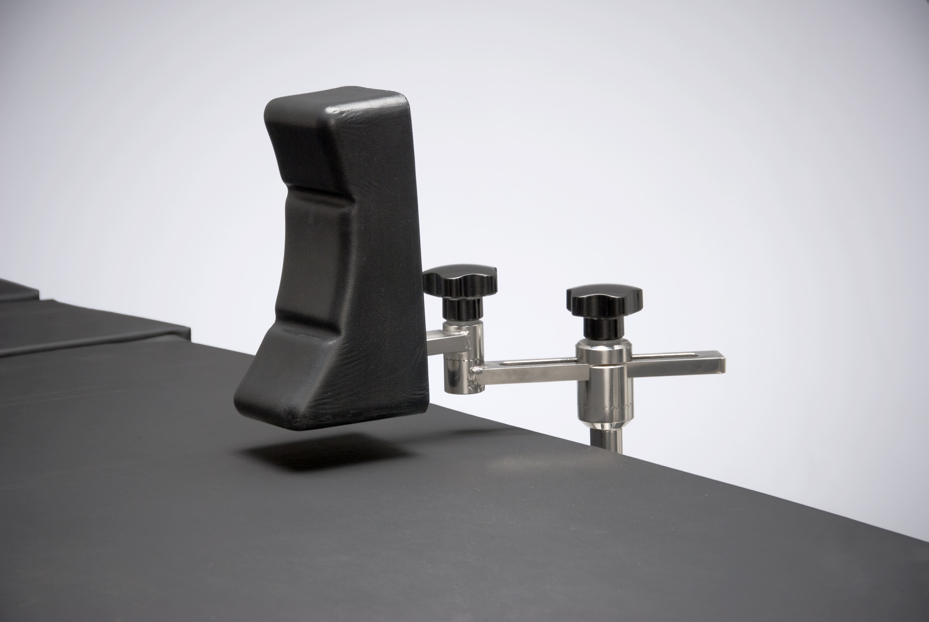 Lateral Support - Narrow - Rotatable (10-560) - includes one straight & one curved pad.