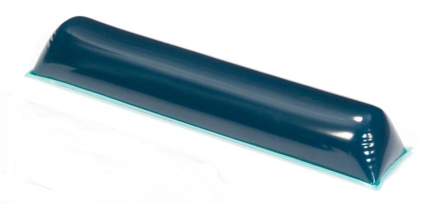 Oasis Flat Bottom Chest Roll (OA213) - Adult - 505 x 92 x 75mm