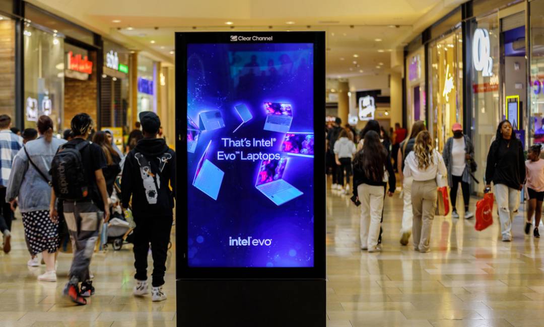 intel evo advert on Malls Live in a shopping mall