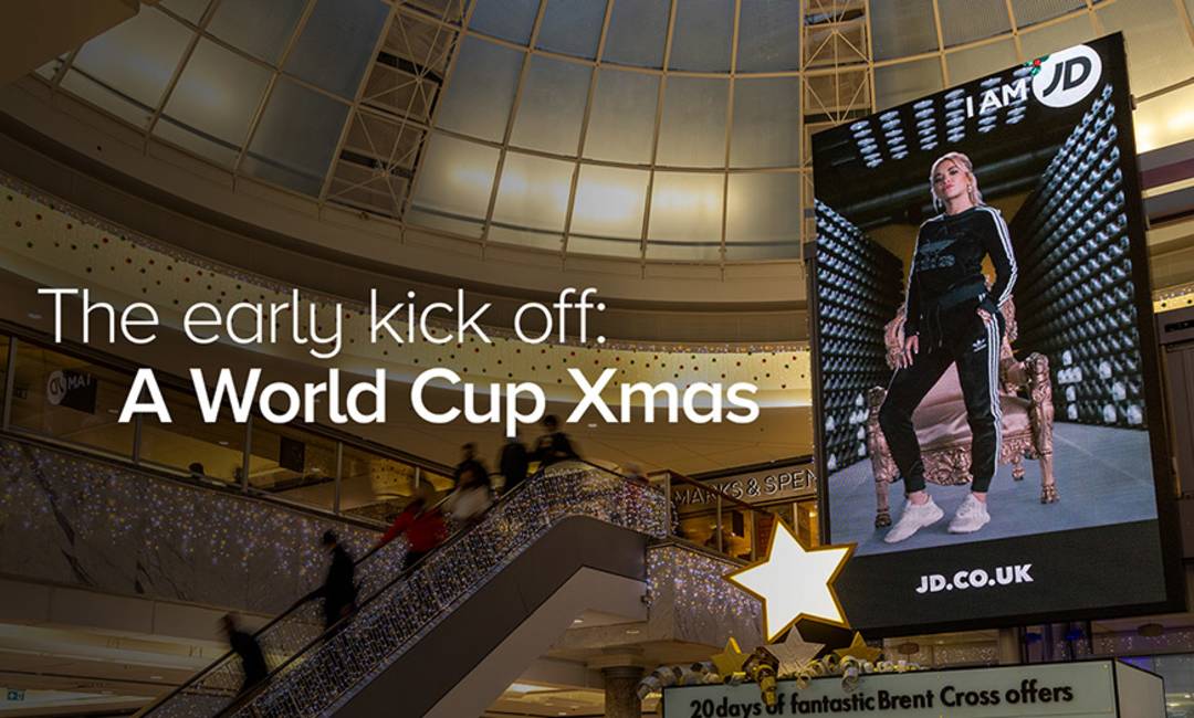 JD Sports advertisement on Malls Live in a busy shopping centre