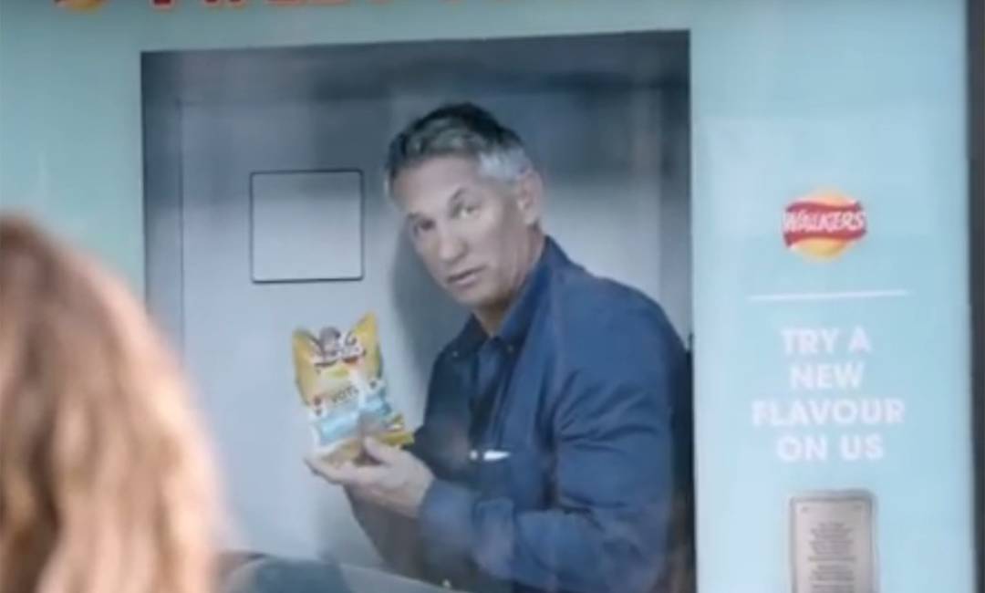 Gary Lineker inside a Clear Channel screen as part of the famous Walkers campaign