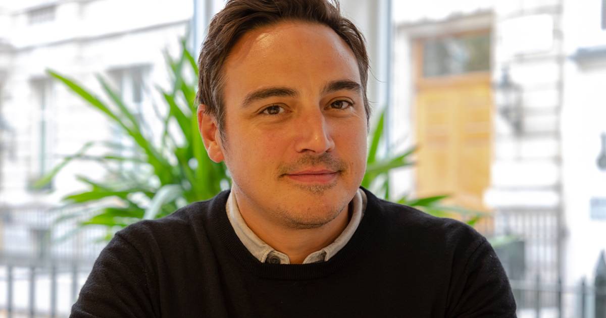 Neil Chapman Spearheading Innovation Clear Channel