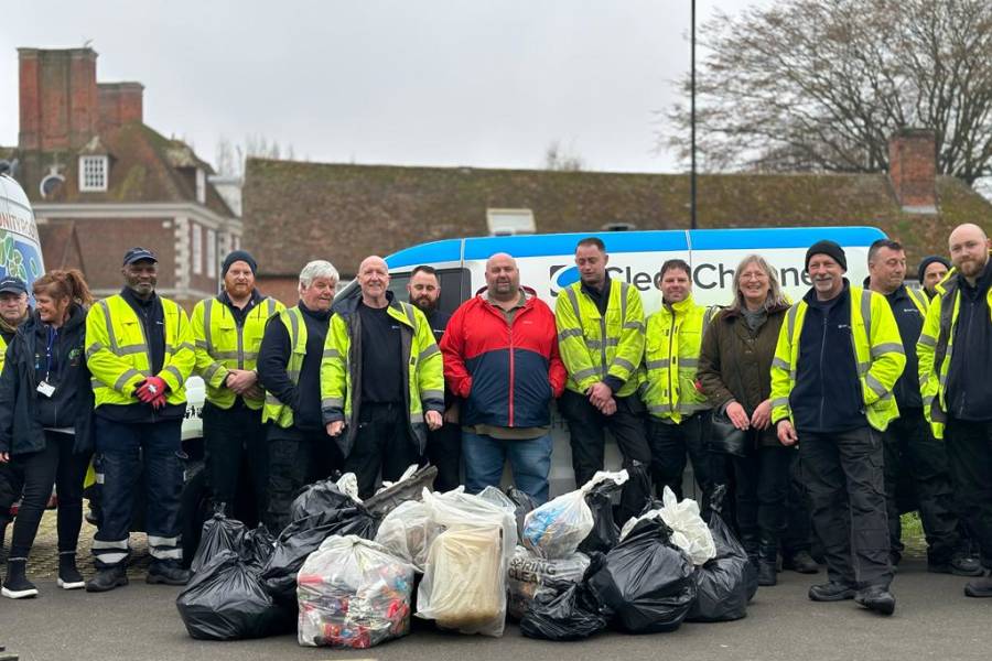 Clear Channel staff volunteering by taking part in litter picks