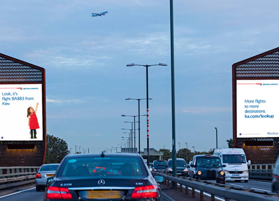 Clear Channel storm sites showing British Airways ad