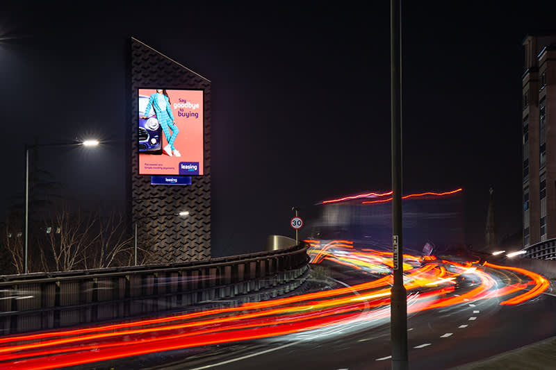 leasing ooh ads