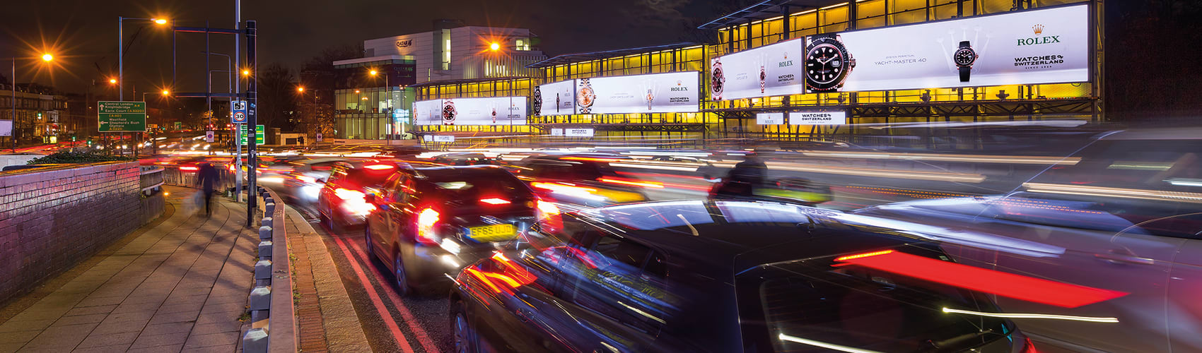 Night shot of the Cromination digital advertising site