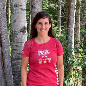 Photo de Laurie Morissette, guide de via ferrata chez Parcours Aventures