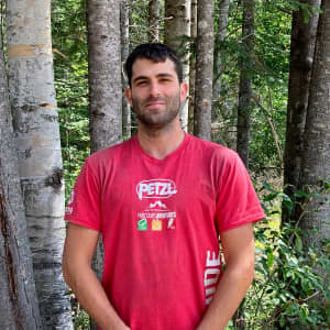 Photo de Jeremy Ledoux, guide de via ferrata chez Parcours Aventures