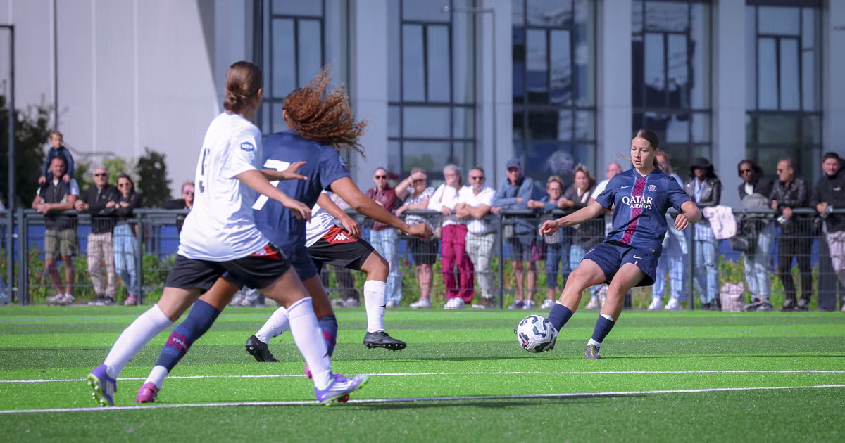 L'équipe féminine U18 face à Toulouse au Campus PSG ce dimanche pour la Coupe Nike !