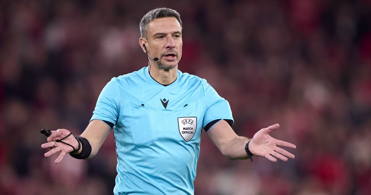 Slavko Vinčić au sifflet de Paris-Newcastle